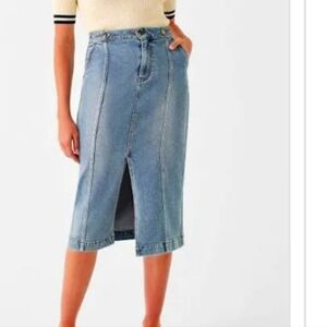 FAHERTY Denin Skirt Size Small